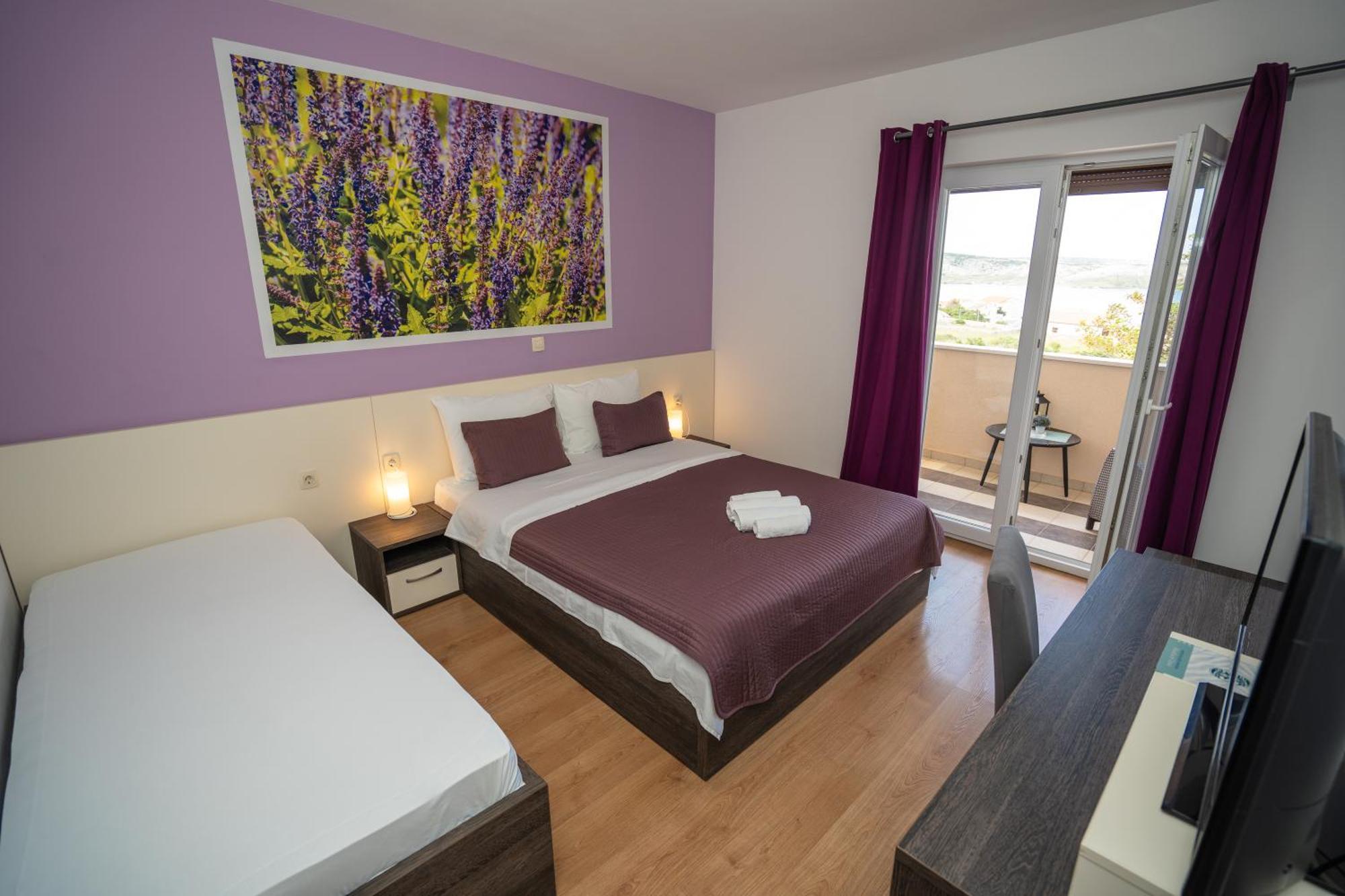 Bed & Breakfast Marta & Tona Kustići Eksteriør billede