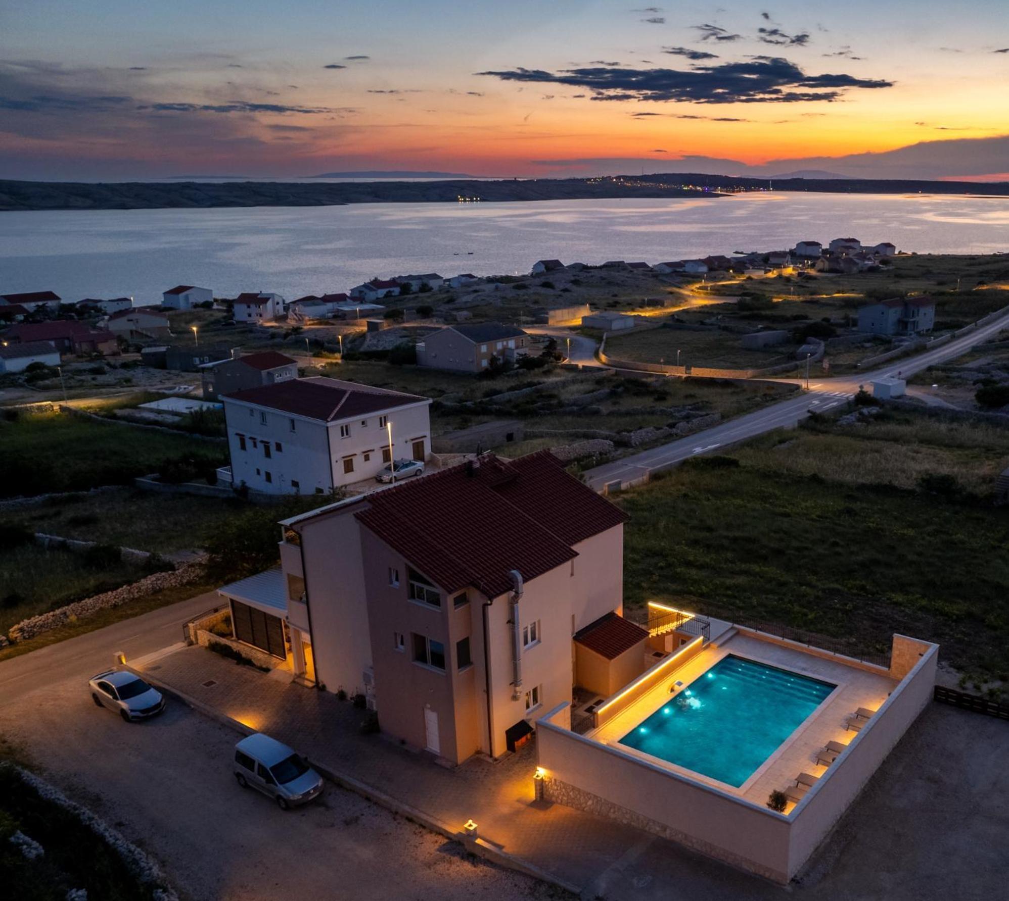 Bed & Breakfast Marta & Tona Kustići Eksteriør billede